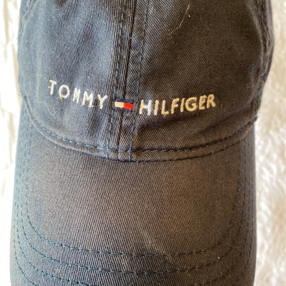 Tommy Hilfiger Adjustable Hat - Picture 5 of 6